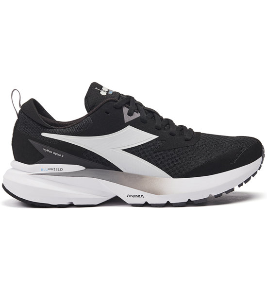 Diadora mythos blushield recensioni online