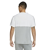 Nike Dri-FIT M's Training TS - T-shirt - uomo, White/Grey