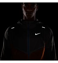 Nike Windrunner - Laufjacke - Herren, Orange/Grey